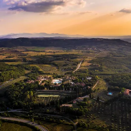 Apart-hotel Isa-residence Pian Dei Mucini 3*